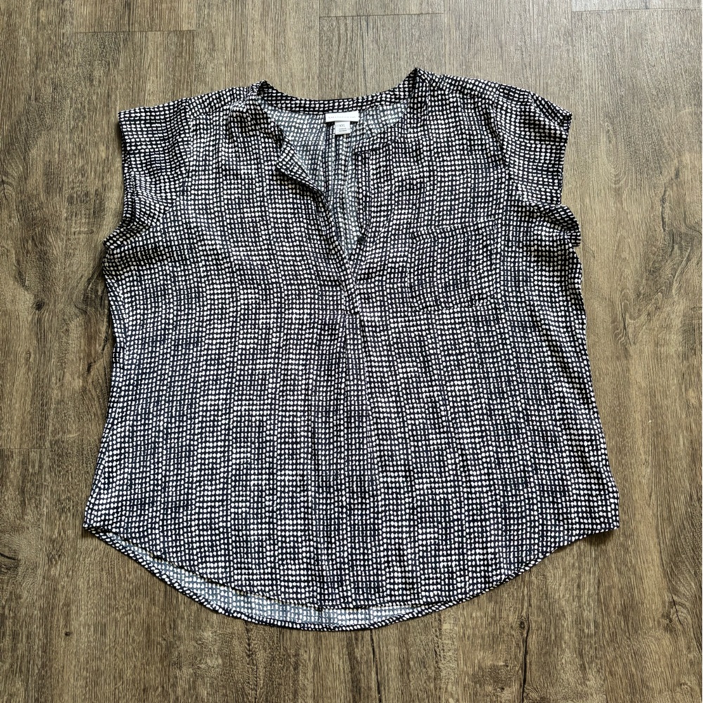 🌸 2 for $20 🌸 Liz Claiborne Print Blouse